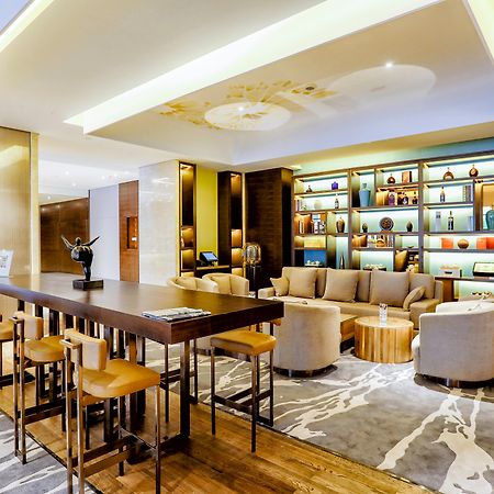 Holiday Inn Baoji Central By Ihg Exterior photo