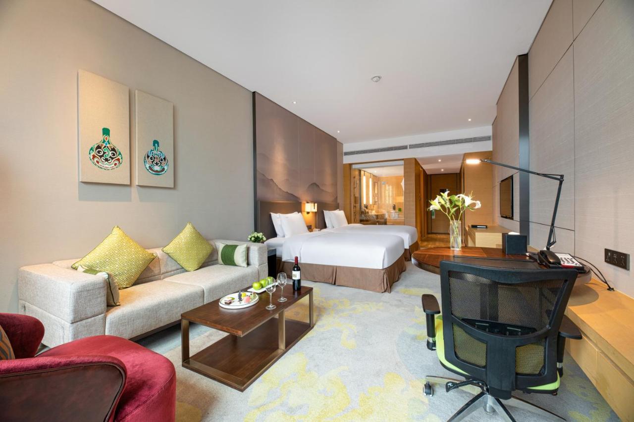 Holiday Inn Baoji Central By Ihg Exterior photo