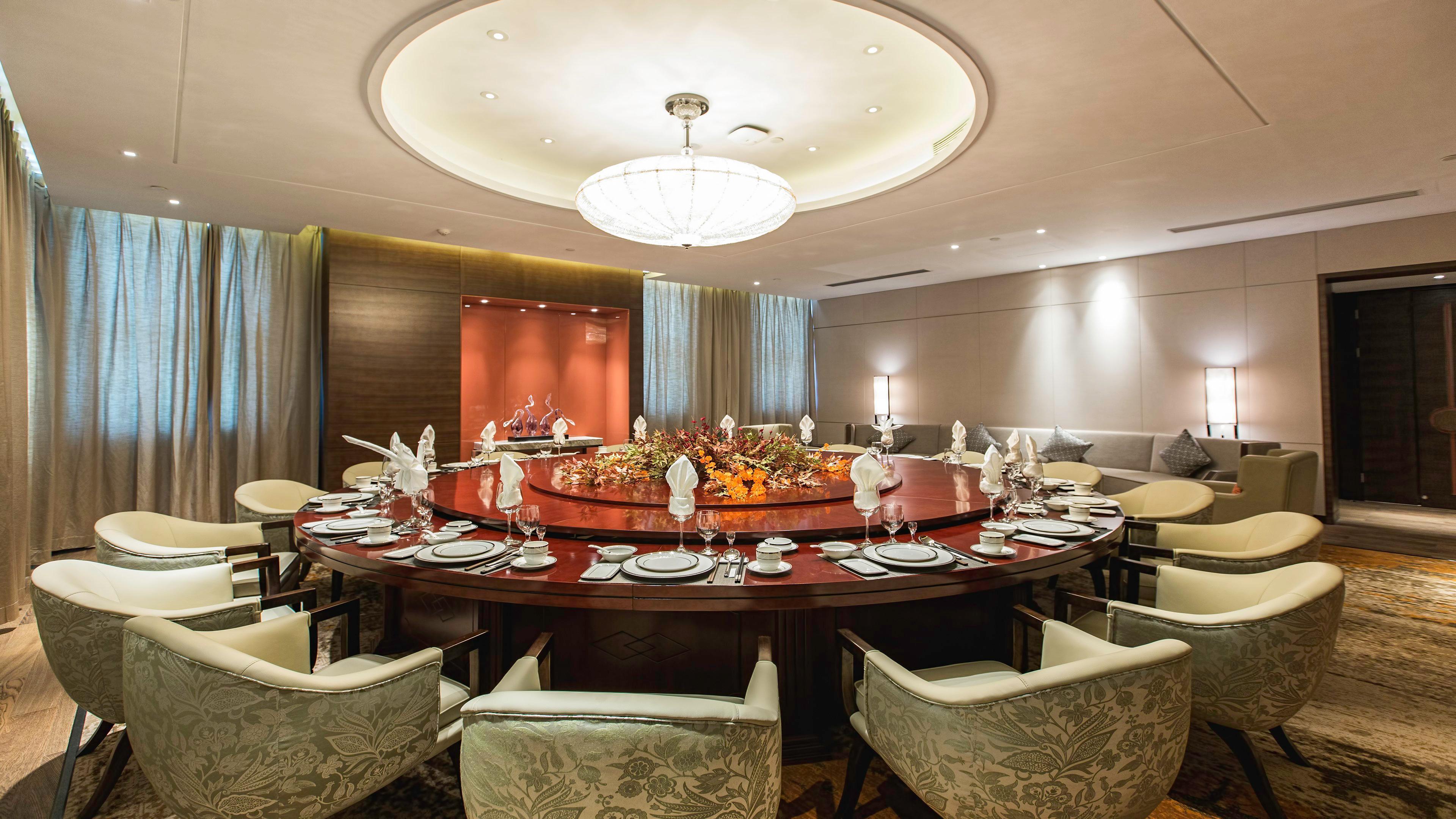 Holiday Inn Baoji Central By Ihg Exterior photo