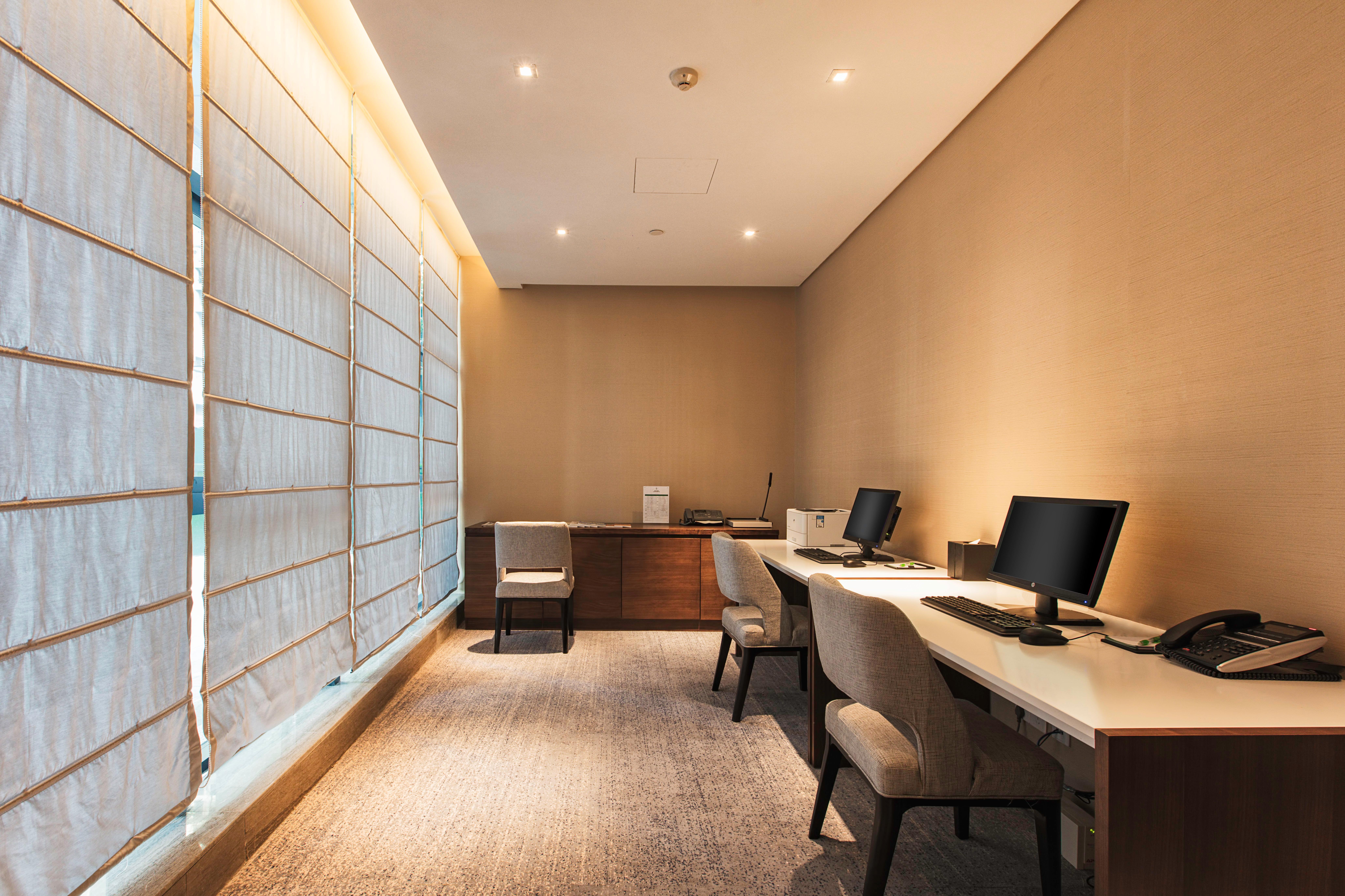 Holiday Inn Baoji Central By Ihg Exterior photo