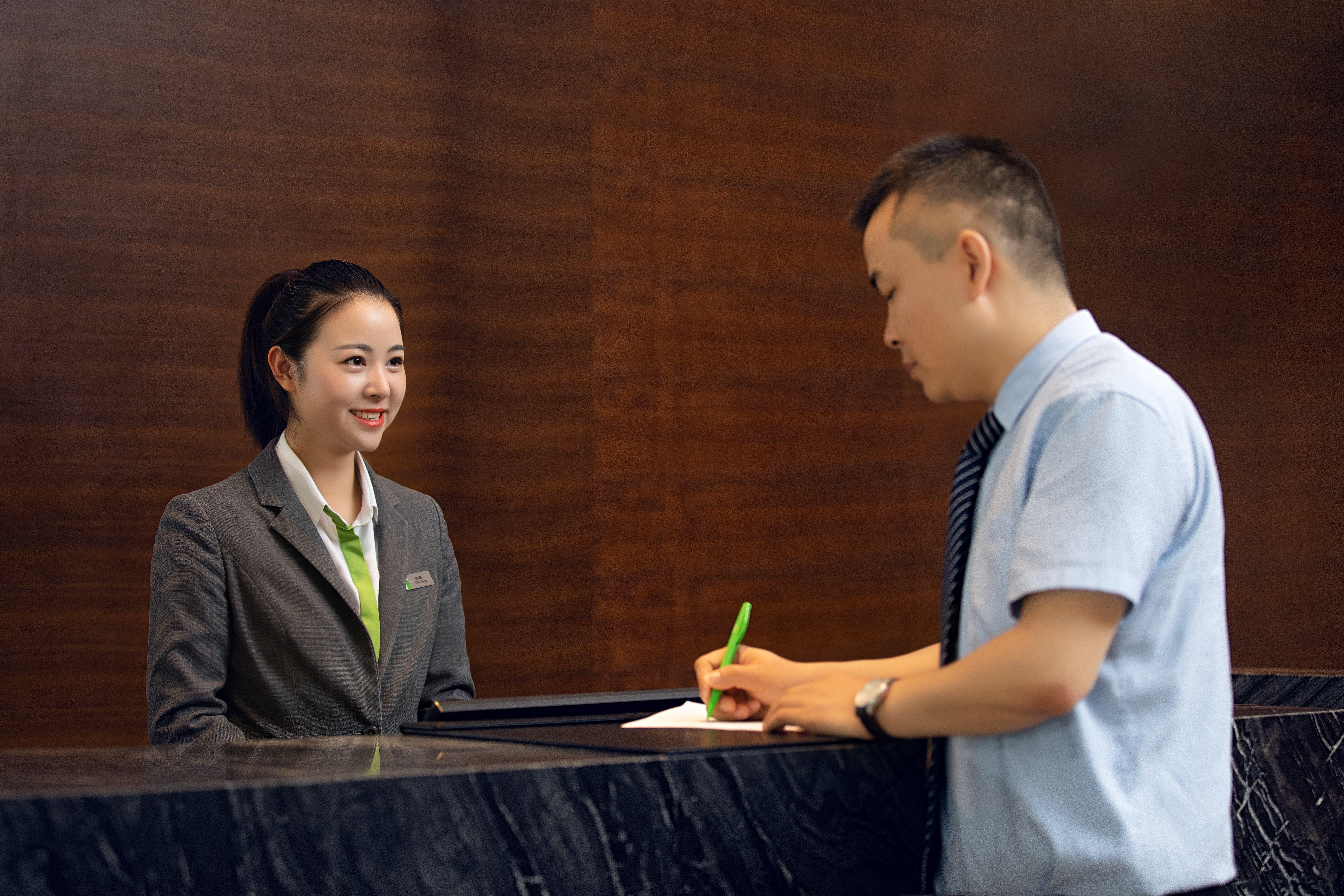 Holiday Inn Baoji Central By Ihg Exterior photo