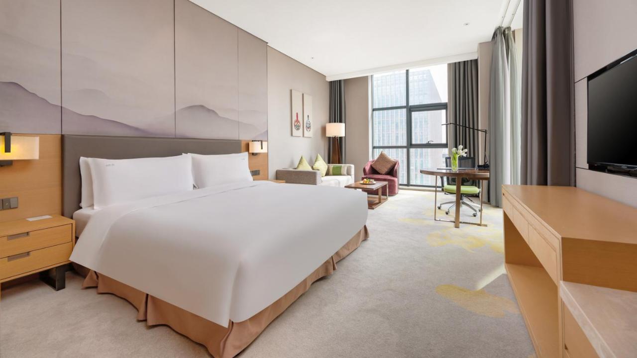 Holiday Inn Baoji Central By Ihg Exterior photo